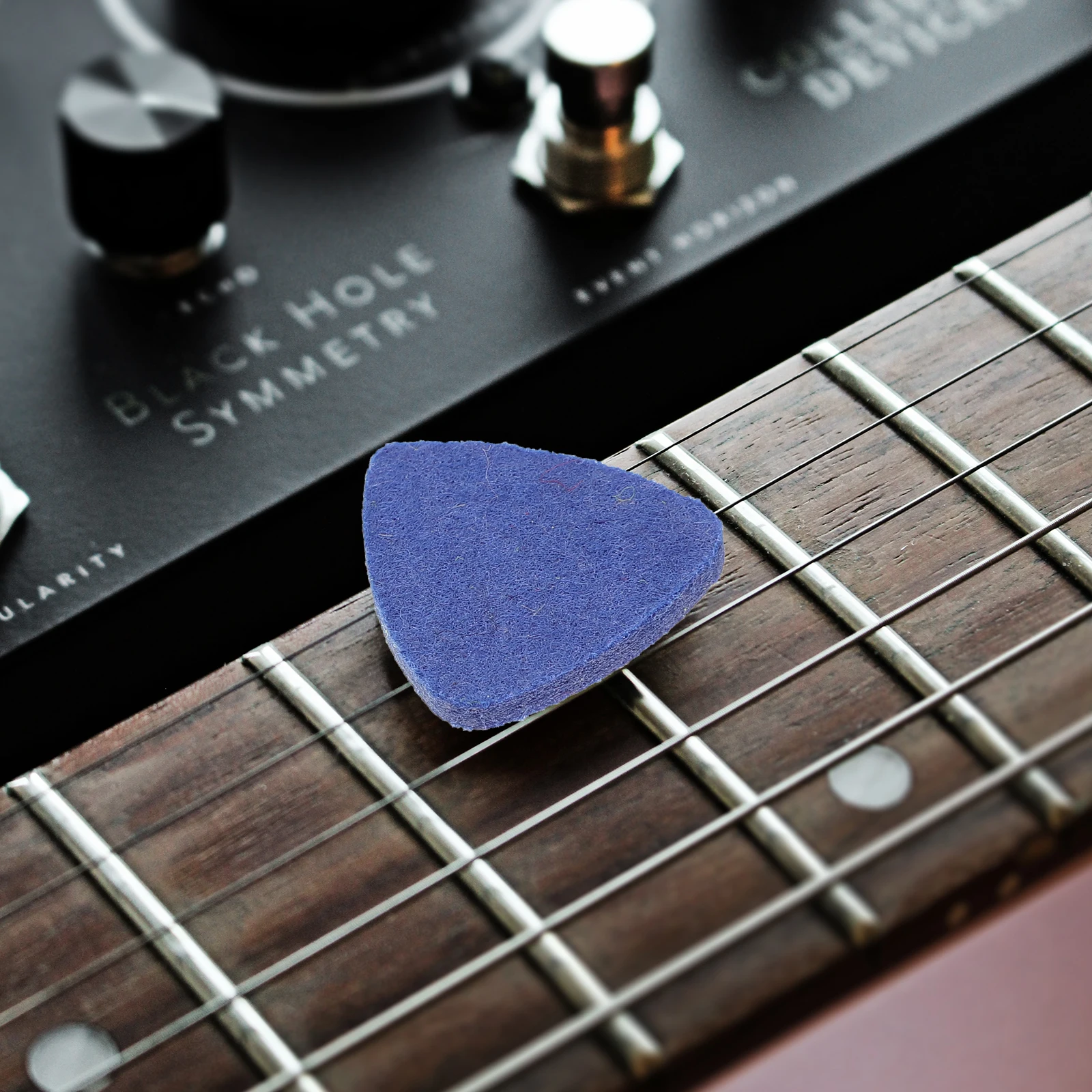 

20 Pcs Guitar Picks Wool Felt Light Weight Portable Multicolored Durable Sturdy Safe Unique Practical Small Plectrums Guitar