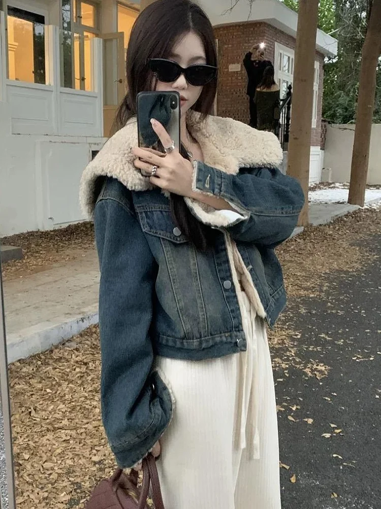 2024 Herfst Winter Nieuwe Plus Size Fce Gevoerde Thiened Denim Jaet Vrouwen Losse Ontwerp Veelzijdige Grote Kraag Ort Top