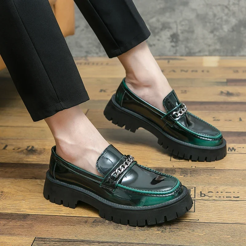 Daily Loafers Men PU Solid Color Chain Decorative Shoes Thick Bottom Non-slip Round Toe Business Casual Shoes Fashion Men Shoes