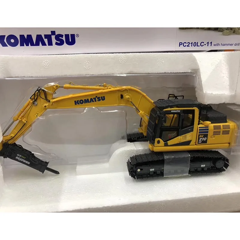 UH 8140 1:50 Scale Komatsu PC210LC-11 Excavator Breaker Alloy Engineering Vehicle Model