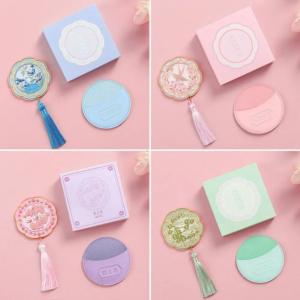 Miroir de maquillage Portable créatif, Design en Relief de Style chinois, miroir cosmétique avec pompon en métal pour femmes