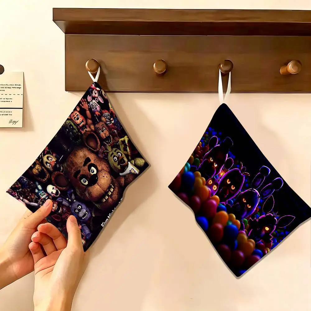 Movie Five N-Nights At F-Freddys Polyester Cotton Hanging Hand Towel, Super Absorbent Hand Wiping Towel for Daily Household Use