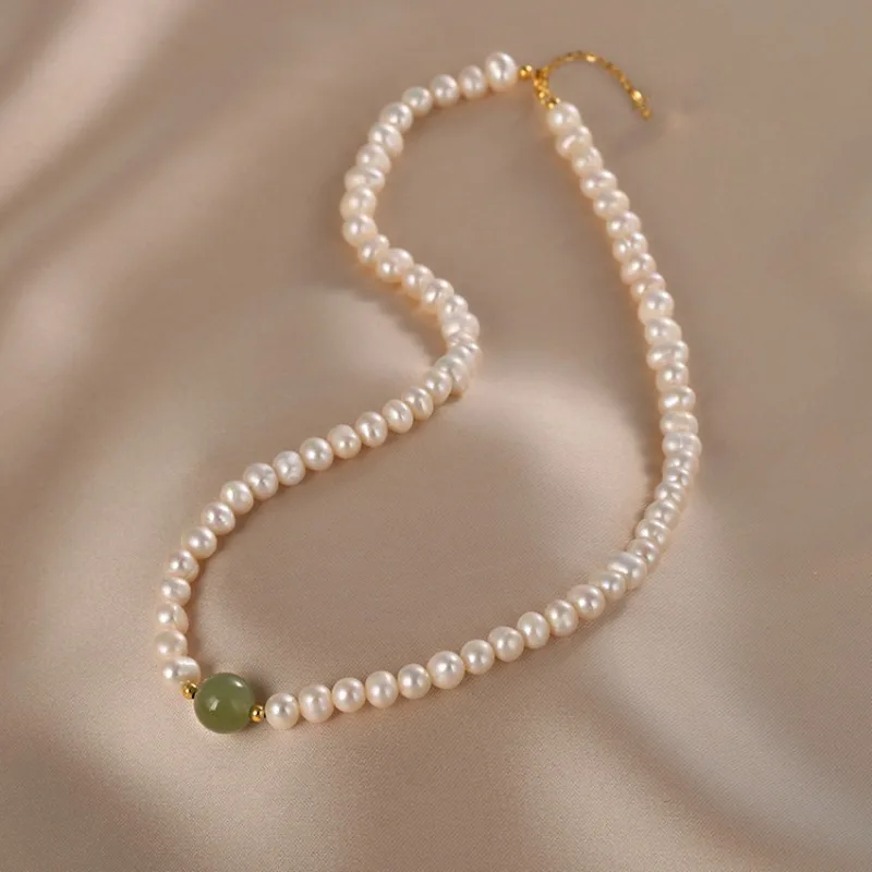 

Minar Vintage Green Jade Natural Stone Freshwater Pearl Strand Beaded Necklace for Women Ladies Real Gold Plated Copper Chokers