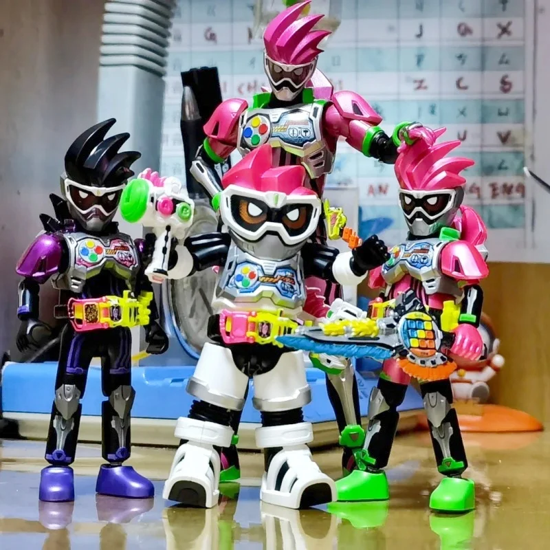 

Новые Blokees Kamen Rider 03 Series Tycoon The Blade Of The Martial God Ryuki и Red Dragon собранная подвижная модель игрушки подарки