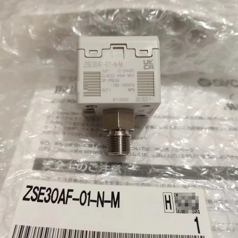 New  digital pressure gauge ZSE30AF-01-N-M Fast Shipping