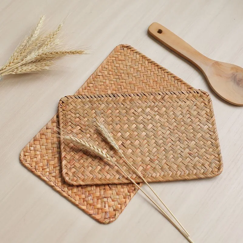 Place Mats Washable Easy To Clean Natural reed grass Dining Table Pads Durable Weave Table Mats for Camp Party Hotel Home Decor