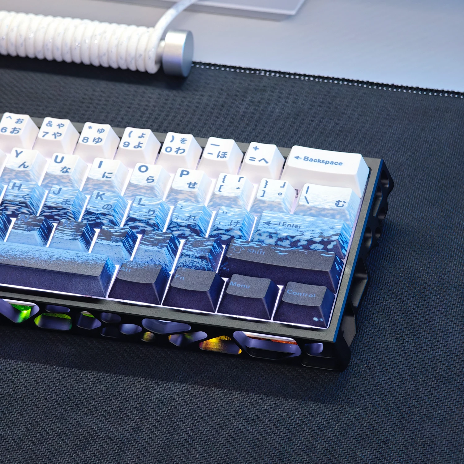 73 Keys Saber Keycaps Chreey Height PBT Engraving 2d Animation Game Custom Key Caps for Mechanical Keyboards Wooting 60 65 67 68