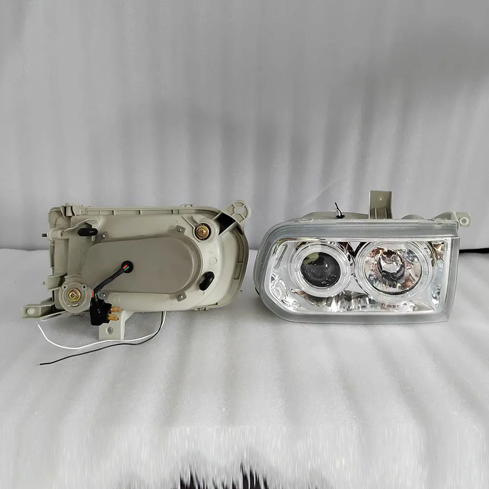 A Pair Car Led Headlights Corner Lights For Nissan Terrano R50 with Lens 1995 To 2002
