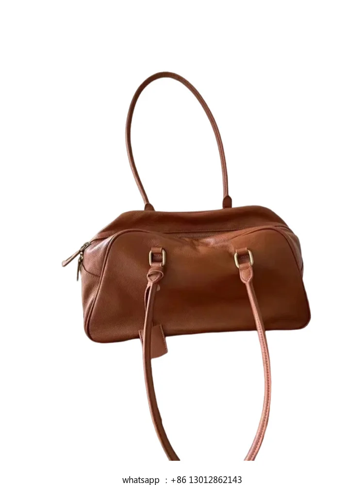 

Leather Large Capacity Tote Bag Vintage Commuter Shoulder Bowling Bag