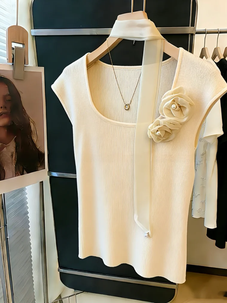 

Stylish Summer Short Sleeve Knitted Top Women's Self-Purchase Recommendation Floral Decoration Neck Hanging Silk Ribbon