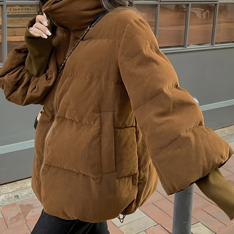 

2025 Winter Short Loose Thick Coat Korean Version of Fashionable Commuter Style Women's Jacket
