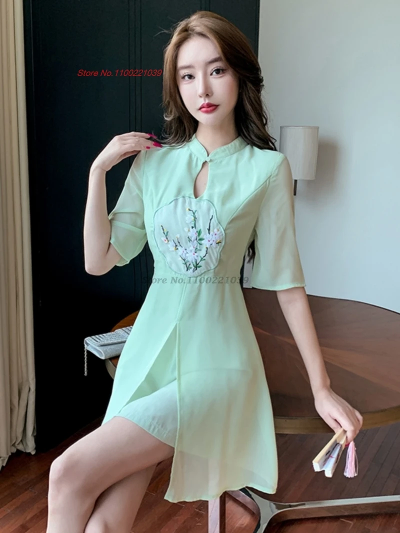 

2025 chinese sexy nightclub dress traditional flower embroidery cheongsam dress+shorts set hotel spa work dress beauty uniform