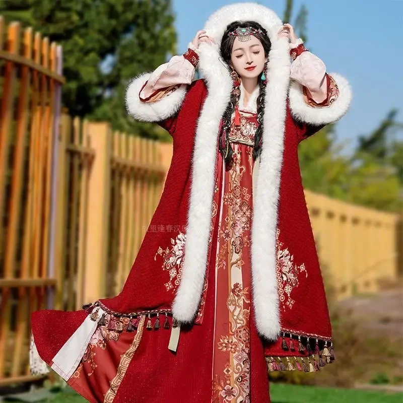 2026 جديد الشتاء الصينية المطرزة رشاقته الدافئة الأحمر Hanfu عيد الميلاد زي المرأة السنة الجديدة زي Hanfu البدلة