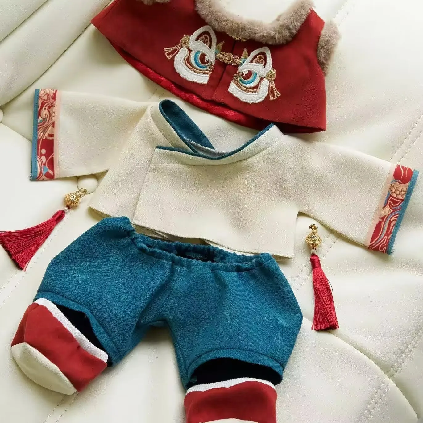 Vestido de saudação de ano novo de boneca de algodão de 40cm, vestido de boneca de estilo antigo chinês, atributo de cosplay, mudança de roupa de outono inverno