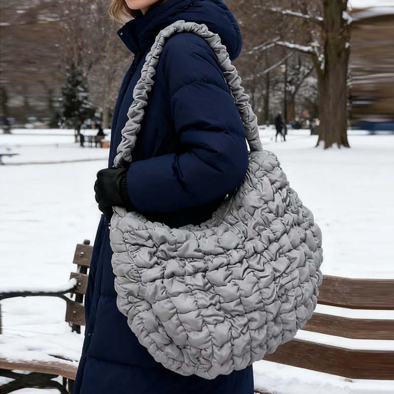 موضة البلايد الأفاق حمل المرأة حقيبة النايلون مبطن حقيبة كتف سعة كبيرة مبطن حقيبة كروسبودي Ruched سحابة المتسوق المحافظ #2