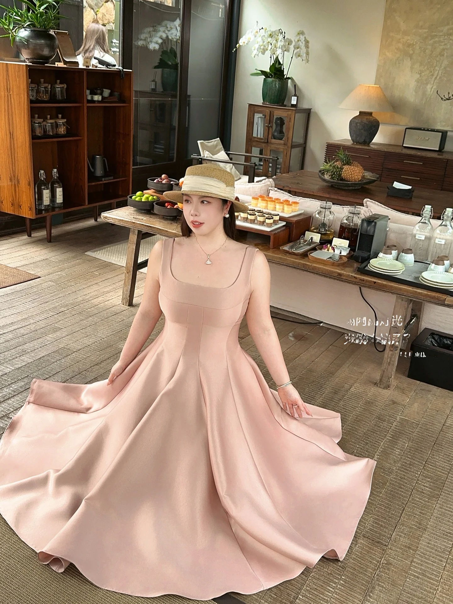 

Ретро-платье с глянцевым блеском, подчеркивающее талию, для дня рождения, элегантное, с юбкой-зонтиком, без рукавов, длинное, для помолвки и домашнего использования