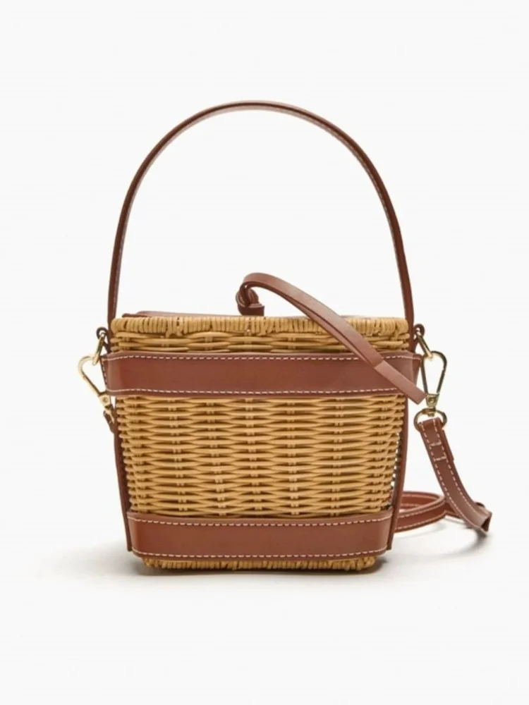 

Fashion Rattan Weave Bucket Bags For Women New Casual Leather Panelled Shoulder Crossbody Bags Summer Beach Vacation Small Tote
