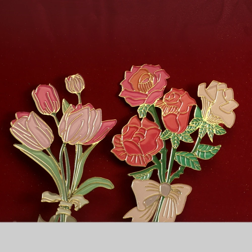 1/4pcs flowers hollow metal bookmark, rose flower language bookmark rose tulip cherry blossom literature and art fresh
