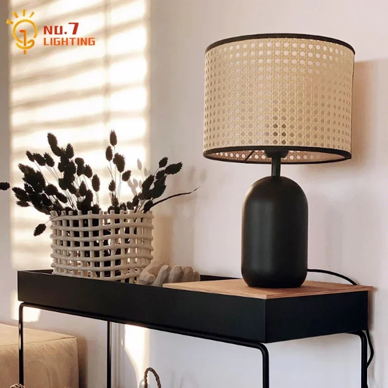 

New Chinese Minimalist Retro Hand Knitting Table Lamp Art Deor Home Study Studio Bedroom Bedside Lamp Living Room Background Bar