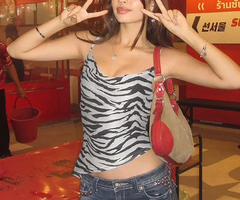 

2025 Spring New Women's Wear Street Personalized V-neck Backless Color Contrasting Fashion Printed Strap Top for Women