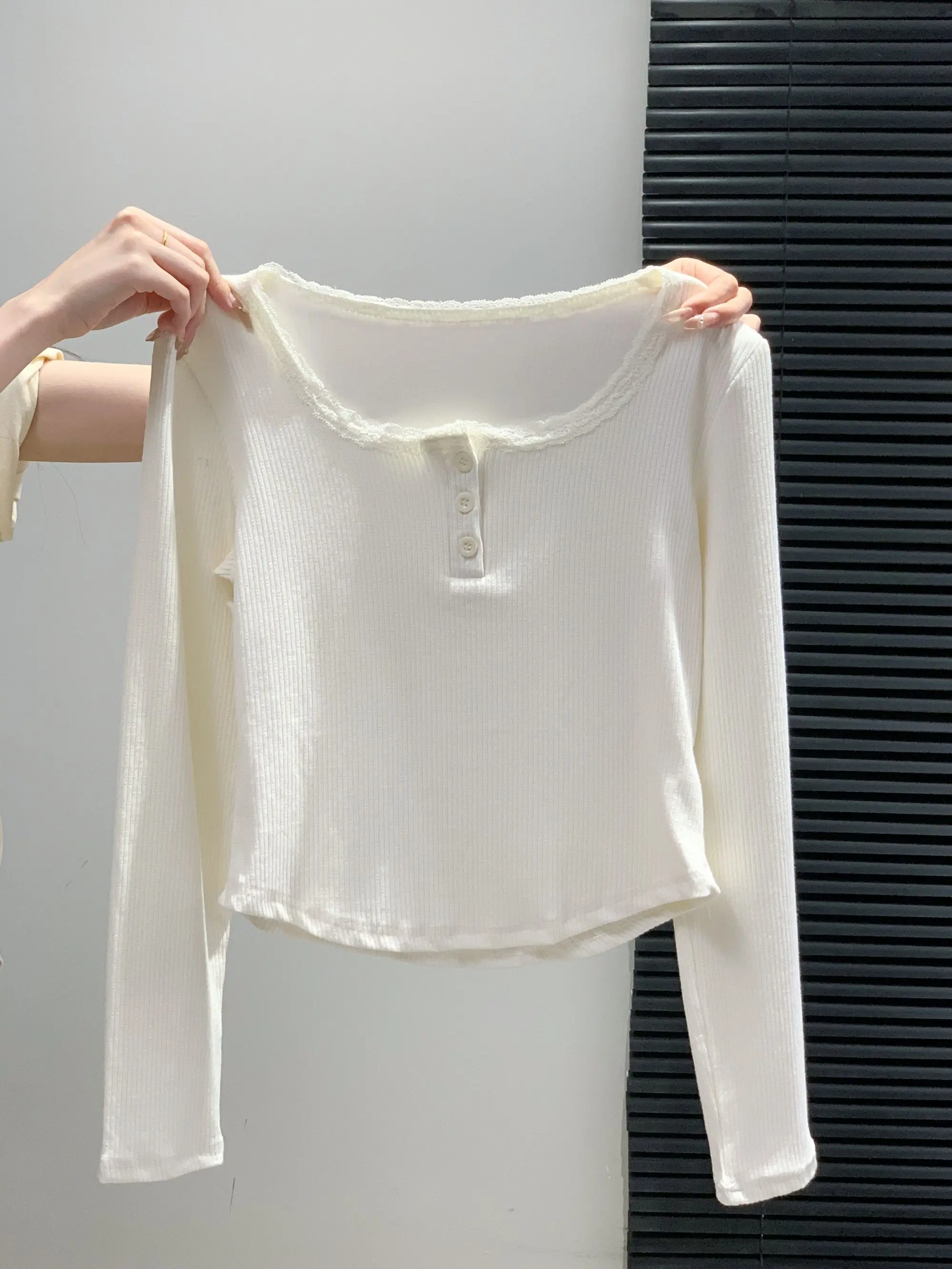 

Slim Fit Long Sve 95 Cotton Lace Button Base irt Women's Spring Autumn New Large Size Fat MM Pure Desire T irt Top