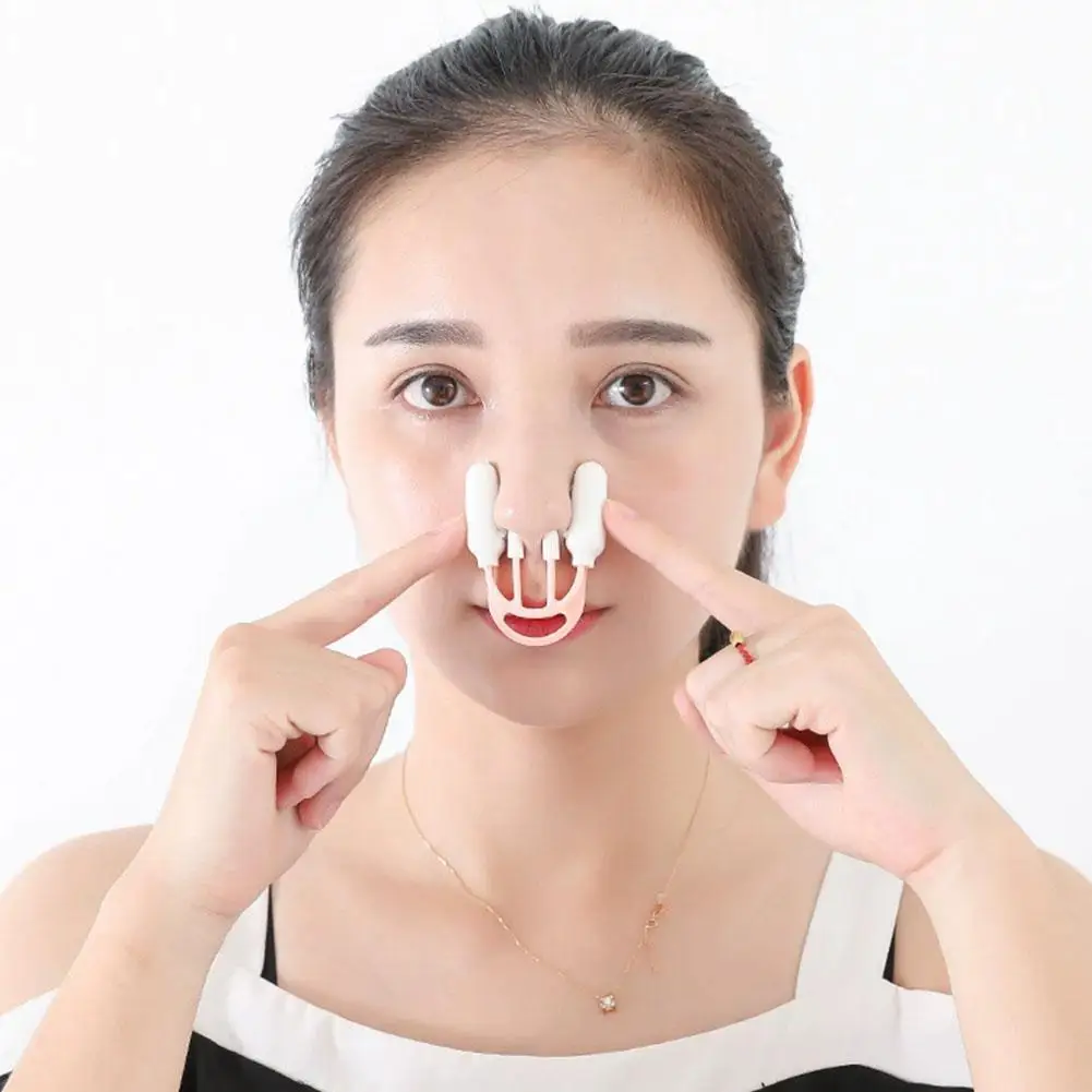 A Painless Nose Bridge Corrector Suitable for Both Women and Men, Suitable for Lifting and Pulling Wide and Curved Noses