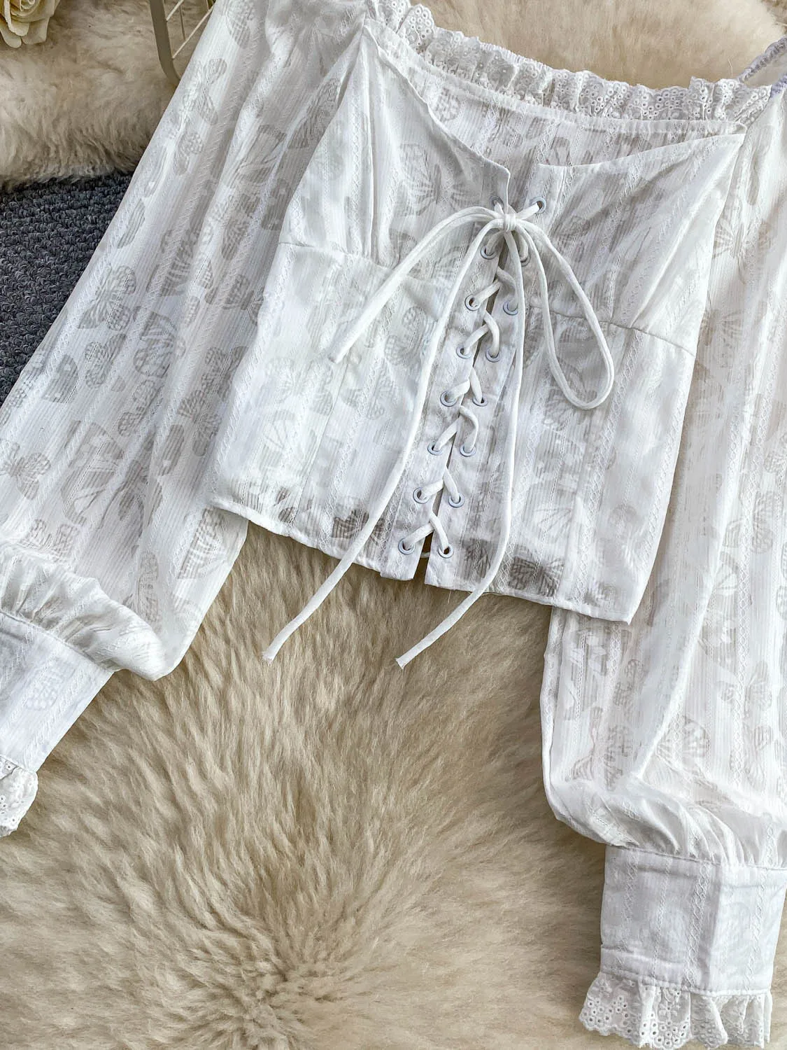 

Sexy White Long Sve Lace Embroidery ort irt Women's Faion Spring Autumn Belted Square Collar Breathable Comfortable