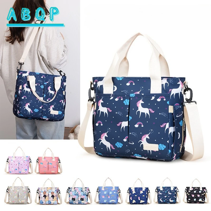 

Новая сумка-органайзер для подгузников с мультяшным принтом, большая вместимость, легкая, модная, для хранения детских принадлежностей, высокое качество