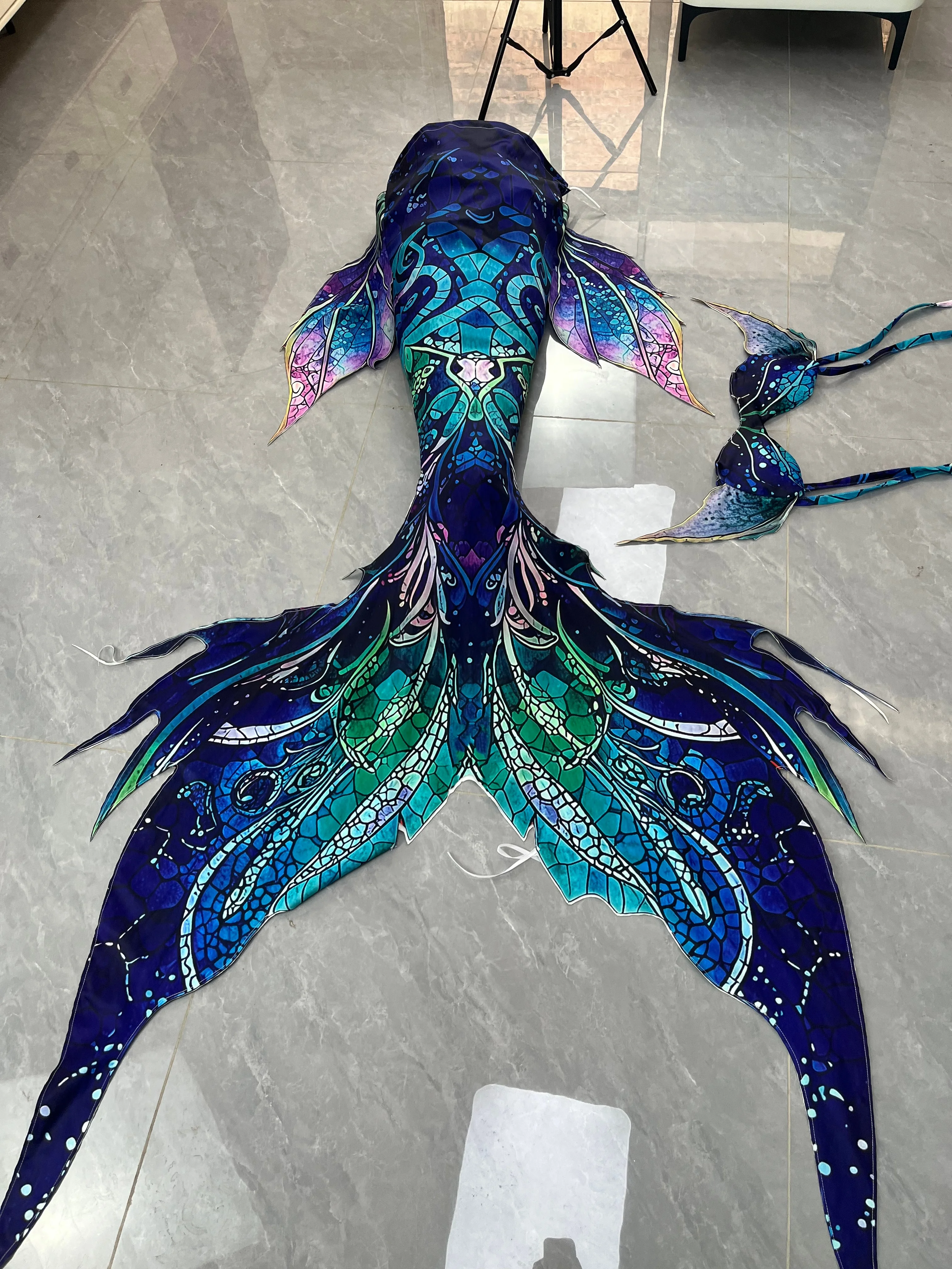 

Adult New Style Mermaid Tail High-Quality Hd Underwater Performance Costume