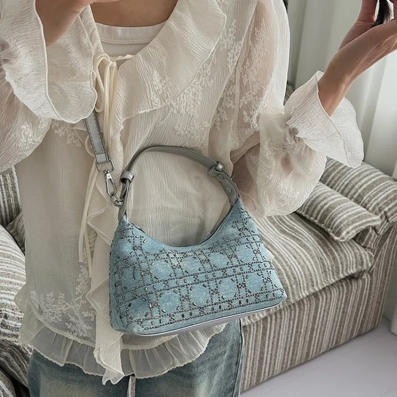 

Vintage Luxury Fashionable Diaper Bag For Women Designer Leather Large Capacity Tote Elegant Minimalist Classic Stylish Commuter