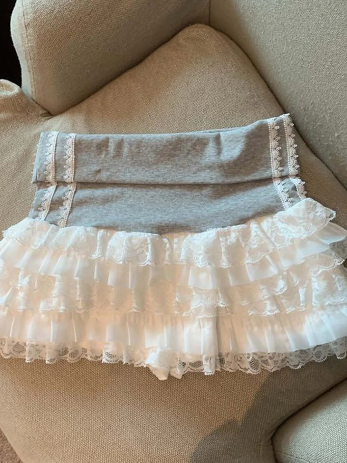

Korean Sle Sweet Lace ort Skirt High Waist A-Line Cake Design Girls Skirt Slimming Effect Casual Wear White