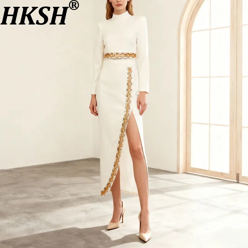 

HKSH Women Elegant Two-piece Set Beaded Sequined Half Turtleneck Long Sleeves Top Asymmetric Split Skirt Chic New Spring HK19626