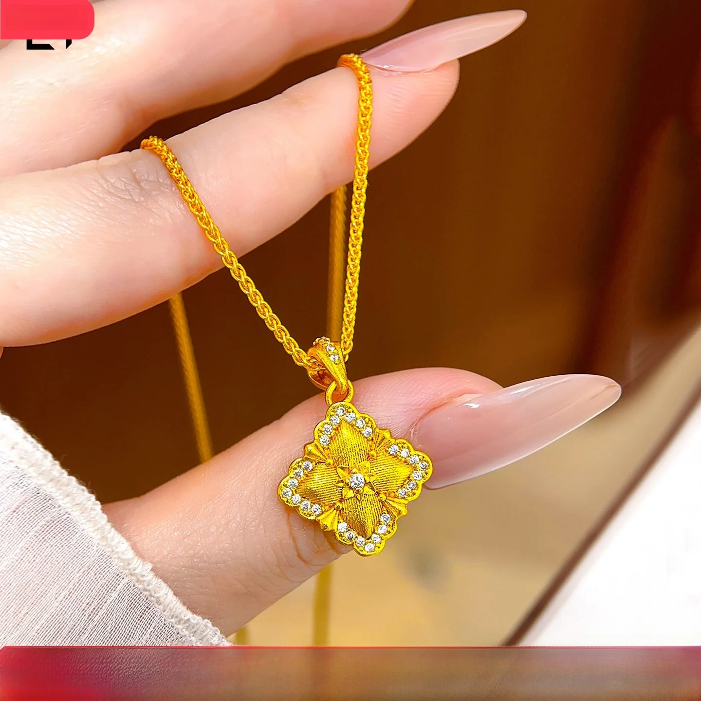 colar-feminino-de-trevo-de-quatro-folhas-com-diamantes-incrustados-em-ouro-areia-estilo-retro-corte-brilhante-corrente-de-clavicula-joia
