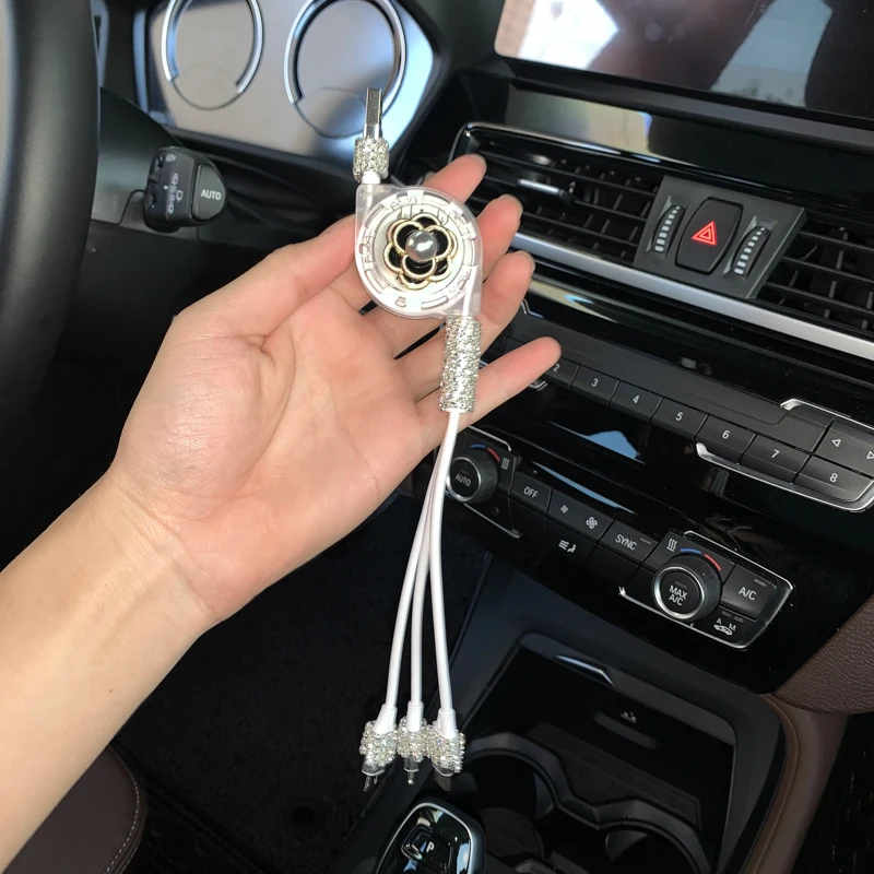 Diamond Telescopic Car Data Line 3-in-1 Fast Charging Mobile Phone Type-c Charger Line Car Accessories for Android IPhone