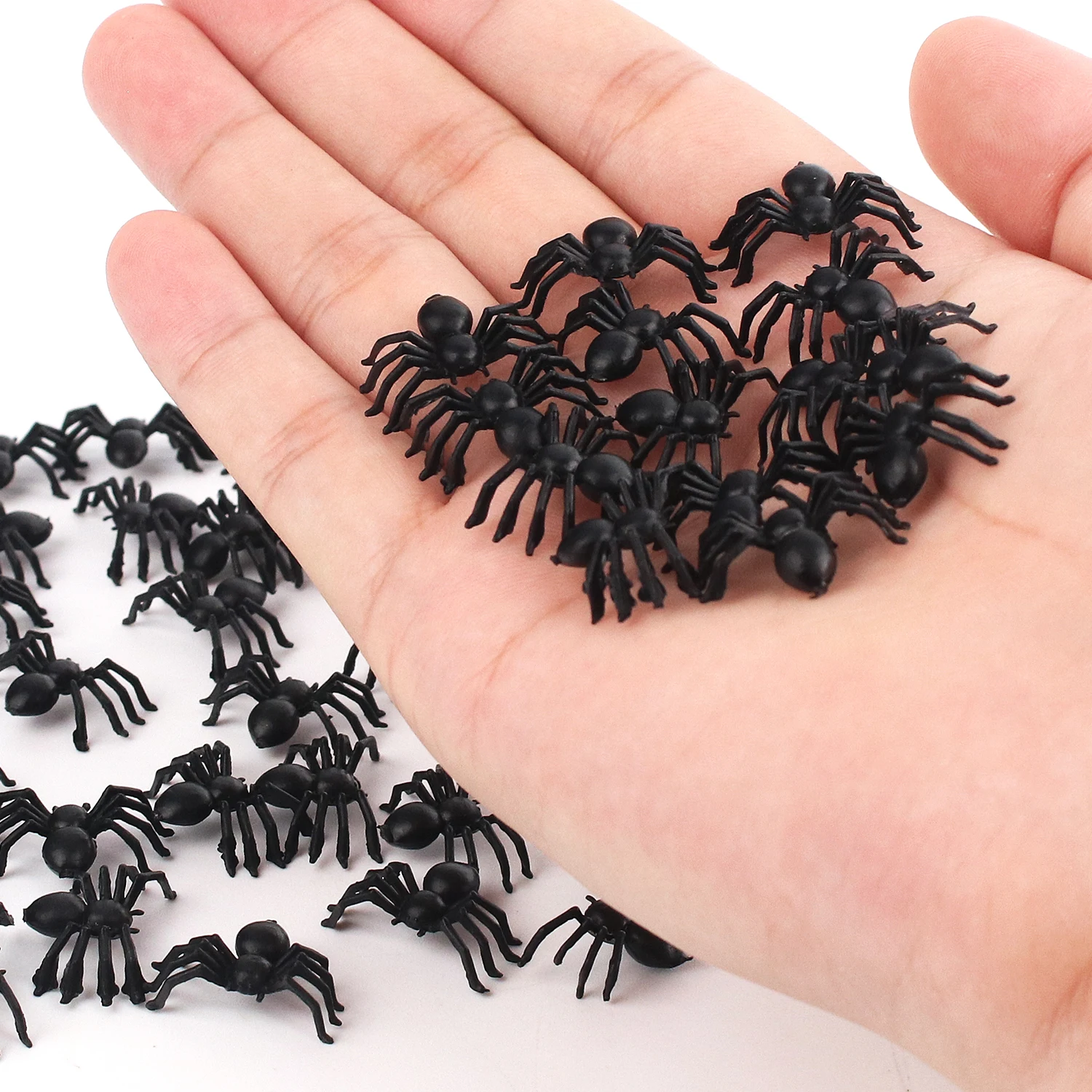 Mini black spider pranks scary plastic toys parody fake insect models