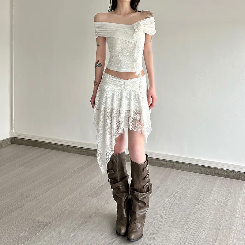 

Spring/Summer 2025 Collection of Elegant and Women's Wear with Floral Decorations Single-shoulder Tops and Irregular Skirts