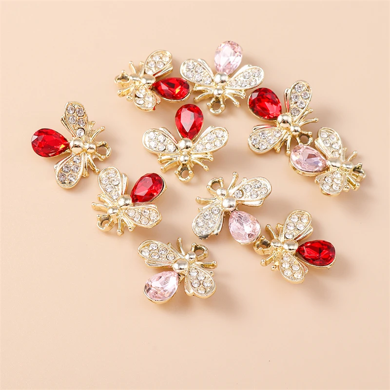 

20pcs 18x18mm Cartoon Animal Bee Charms Crystal Honeybee Charms Pendants for Jewelry Making Earrings Necklaces DIY Crafts Supply