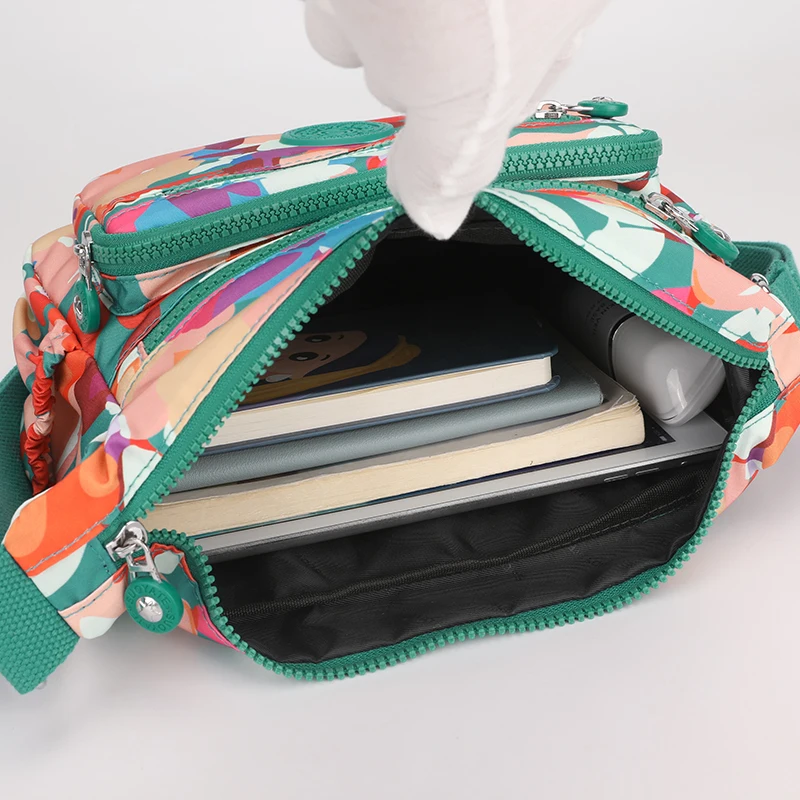 Askılı çanta nedensel kadınlar omuzdan askili çanta çok katmanlı naylon çanta kadın Crossbody çanta kadın Crossbody anne çantası Shoudler çantası