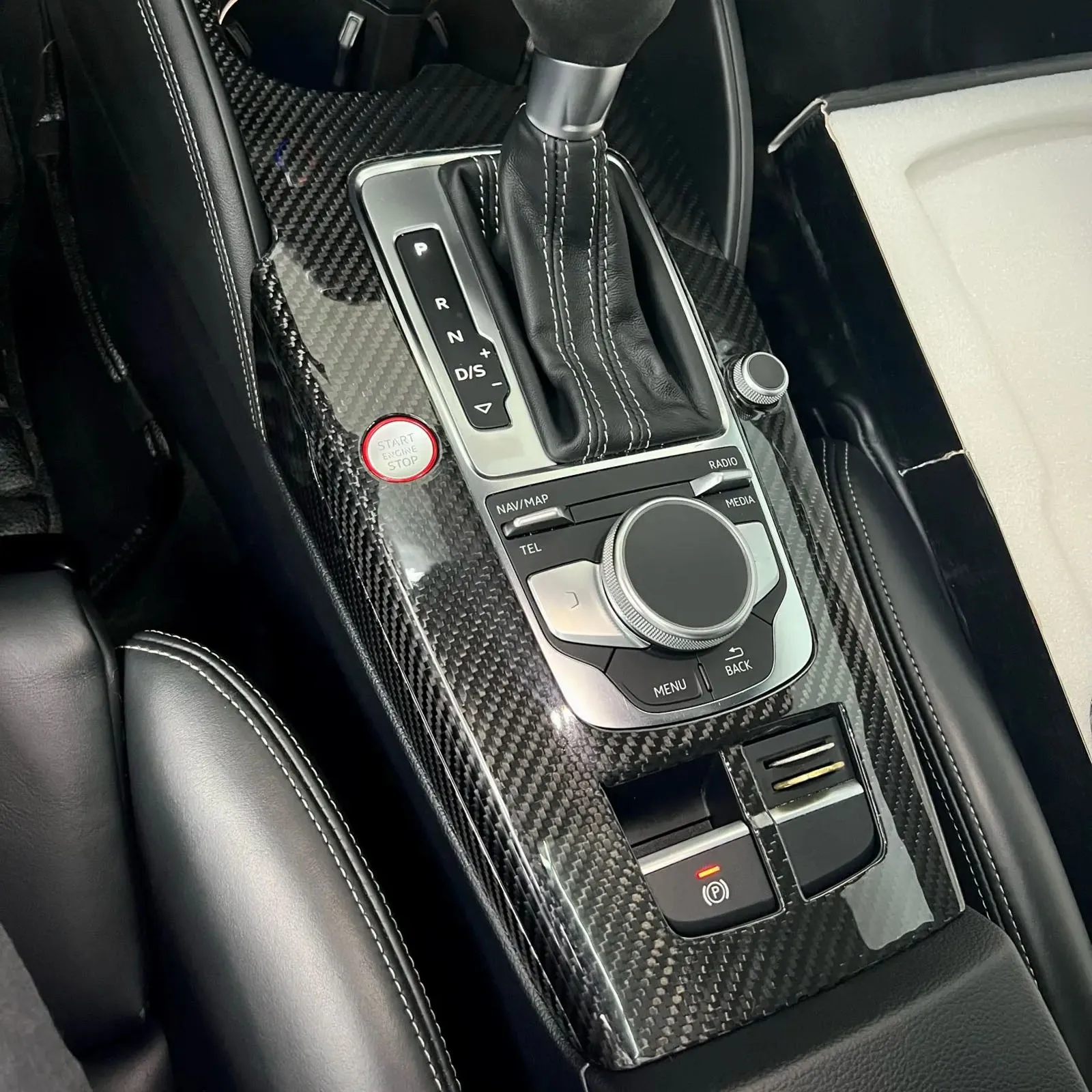 

Real Carbon Fiber Car Center Console Gear Shift Panel Trim Cover Sticker For Audi A3 8P S3 RS3 2014-2020 Interior Decor Parts