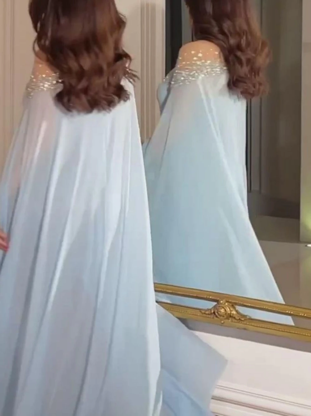 Arabic Elegant Chiffon Crystals Banquet Wear For Women Muslim Cape Sleeves Shiny Evening Dress 3 Colors Charming Prom Gown