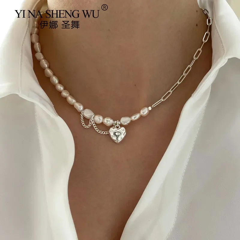 عقد من اللؤلؤ الفضي اللون للنساء ، سلسلة رائعة غير متماثلة ، الربط السلس للحب ، شعور تصميم ممتاز ، أزياء فاخرة خفيفة