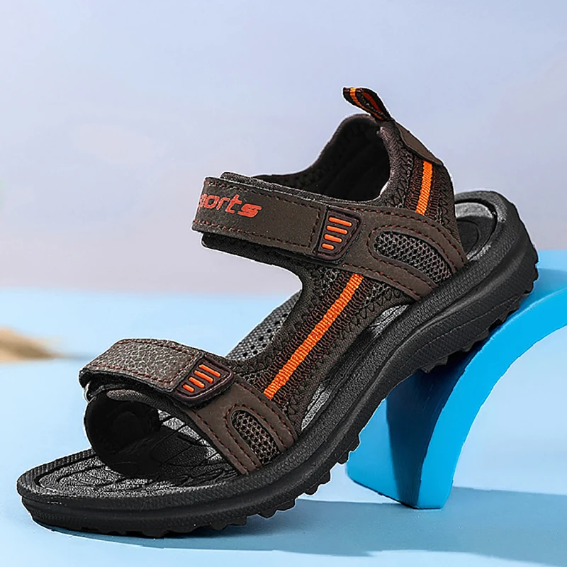 

Новые летние детские сандалии, дышащие спортивные сандалии для мальчиков, повседневные детские пляжные уличные сандалии, детские сандалии на мягкой подошве, удобные