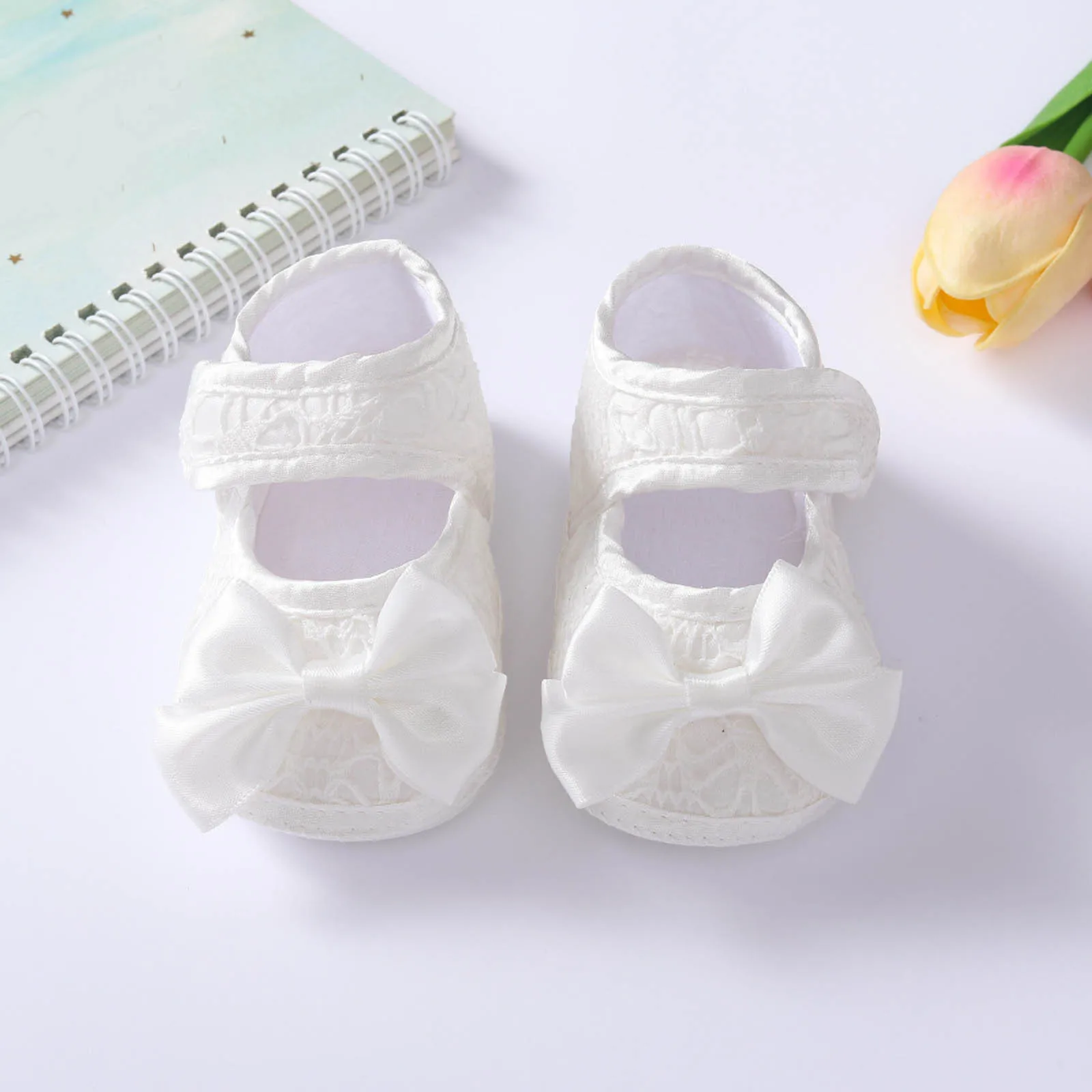 Zapatos para bebés y niñas, zapatos antideslizantes de suela blanda para caminar, zapatos planos con lazo de encaje para primeros pasos, zapatos de princesa para primavera y verano