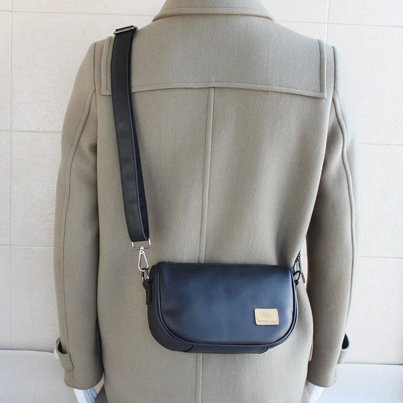 

Small PU Leather Crossbody Bag for Men Japanese Style Sling Bag Retro Black Mobile Phone Shoulder Bags for Daily Use Gifts bolsa