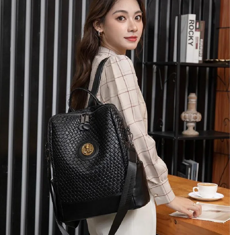 New Fashion High Quality Woven Soft Leather Backpack Women Large Capacity Travel Shoulder Bags School Bag Leisure Backpacks