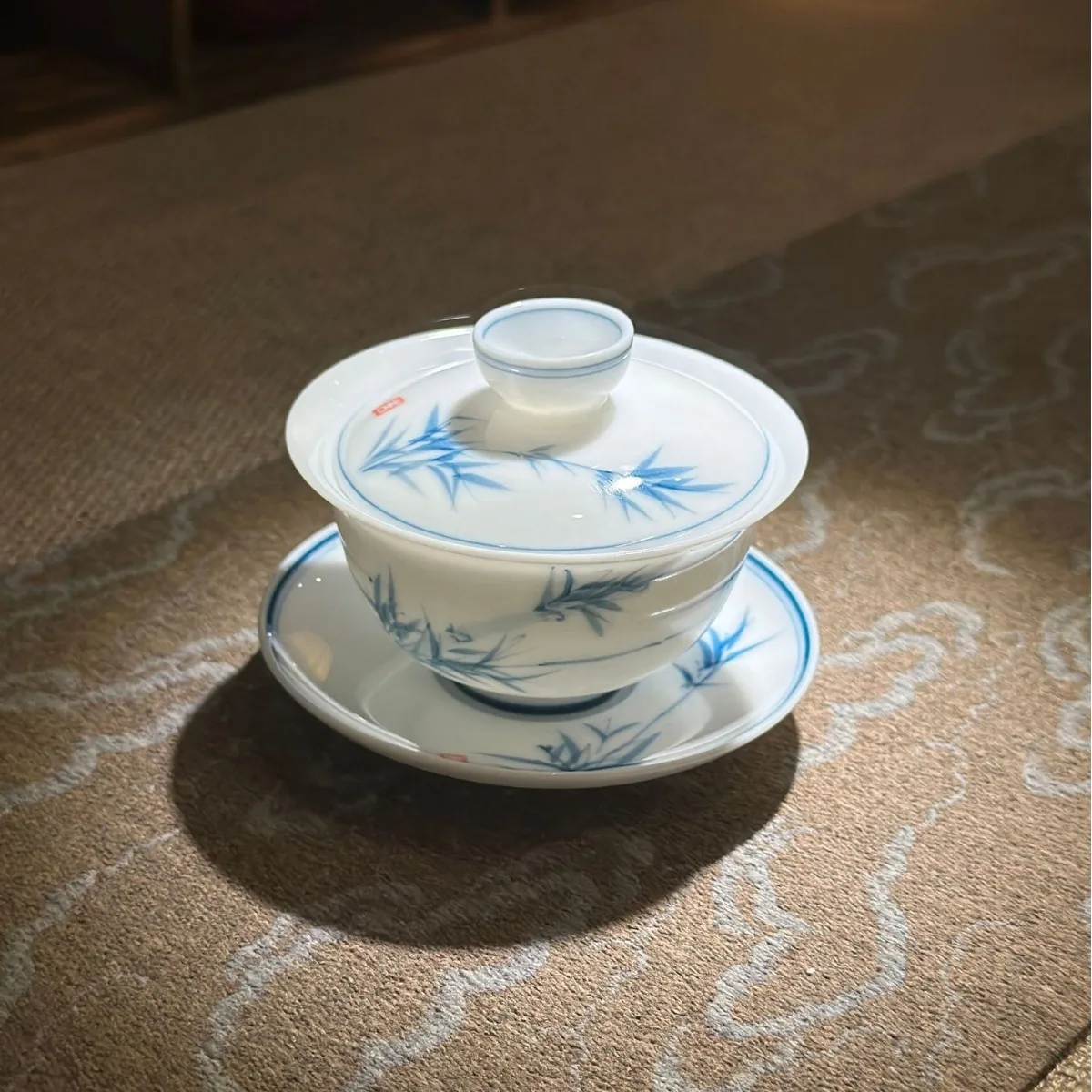 Sheep fat jade porcelain hand-painted bamboo thin tire three talented cover bowl hovering tea cup Kung Fu tea set household tea