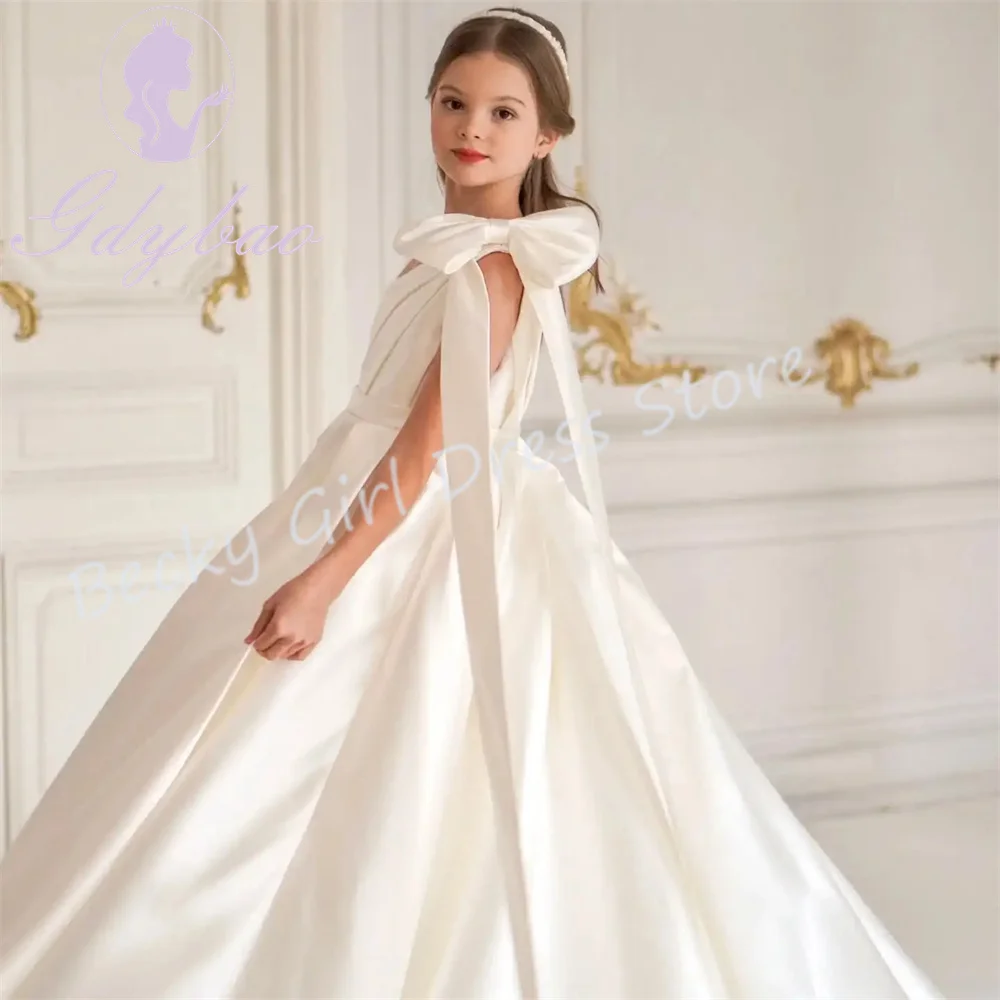 فساتين فتاة الزهور باللون الأزرق السماوي مخصصة لحفلات الزفاف الأنيقة من الساتان بكتف واحد الأميرة الأولى بالتواصل المقدس فستان Quinceanera