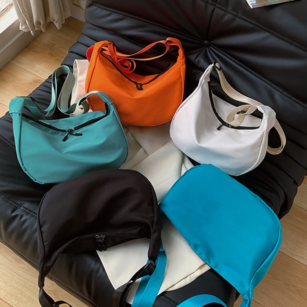 Half Moon Shape Chest Bag Casual Large capacity Nylon Crossbody Bag Pure Color With Adjustable Strap Shoulder Bag Women Men