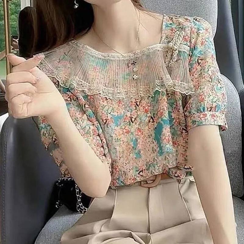 Elegant Temperament Female Lace Spliced Floral Printed Shirt Summer Women\'s Clothing Korean Sweet Short Sleeve Chiffon Blouse