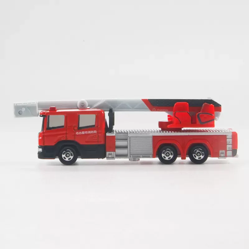 Original Takara Tomy 1/90 Scale Car Models Nagoya City Fire Bureau Ladder Truck M32L-AT Metal Diecast Toys for Boys Automobile